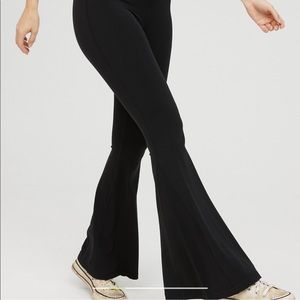 Aerie - Super Flare Hi-Rise Leggings